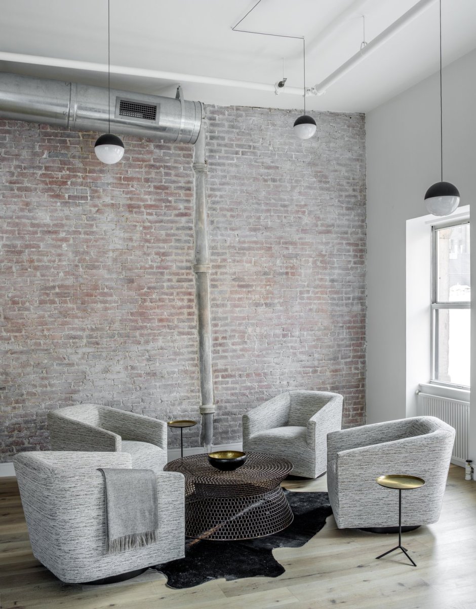 Квартира в стиле лофт в белом цвете