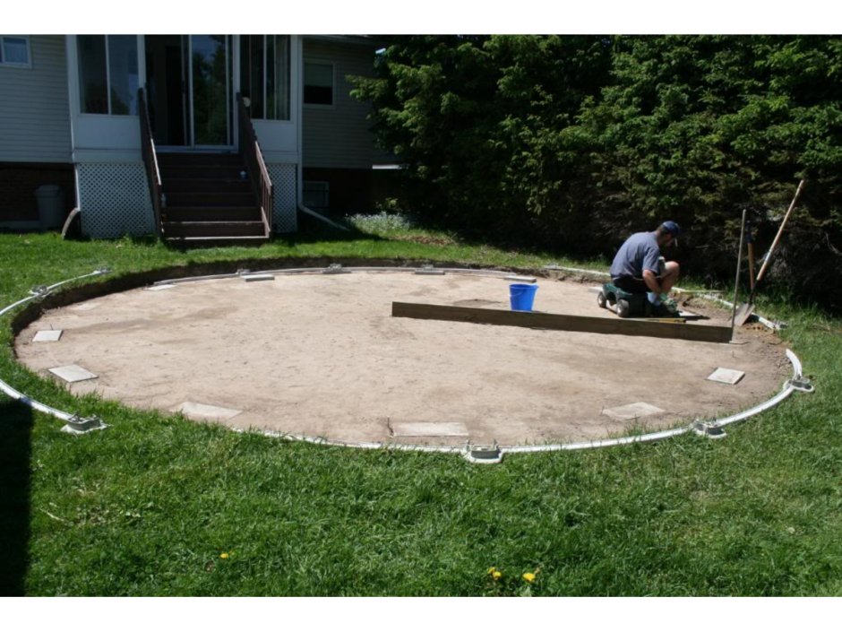 Площадка для бассейна на даче