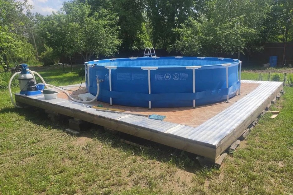 Площадка под бассейн Интекс