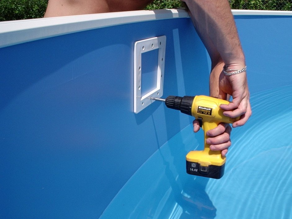 Монтаж бассейна