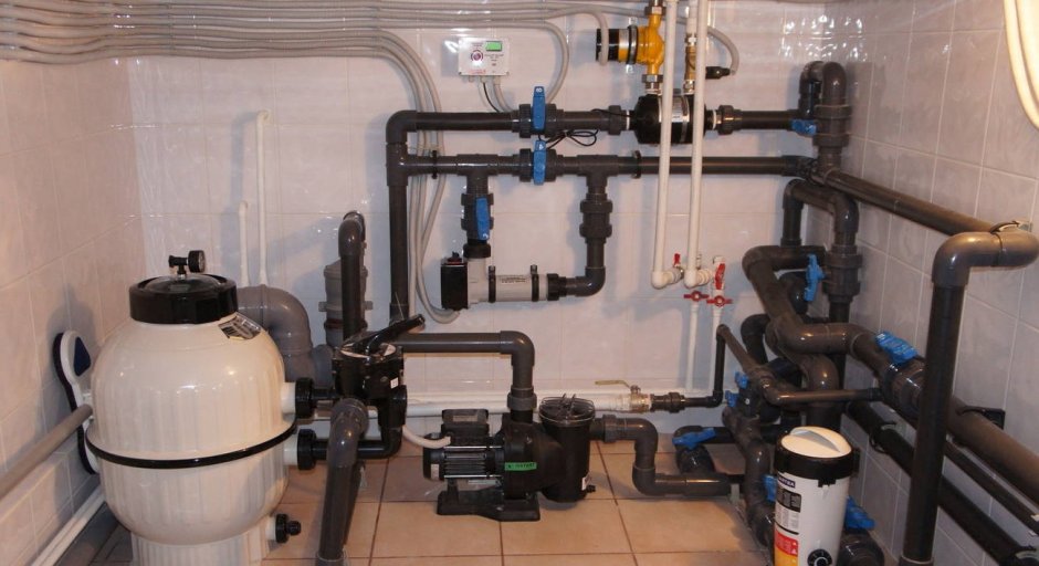 Монтаж оборудования бассейна