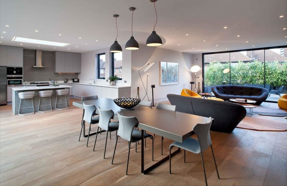 Большая кухня гостиная