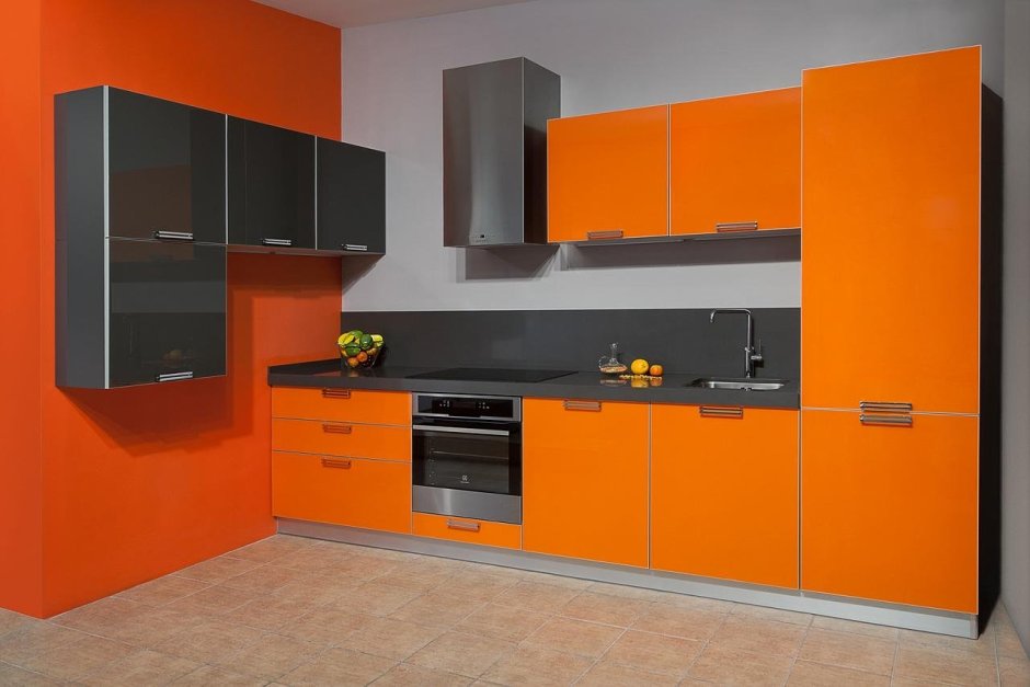 Оранжевая кухня Kuchenberg