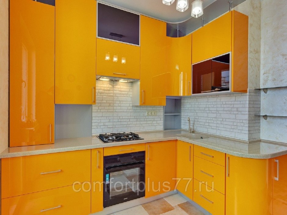 Глянцевые кухни