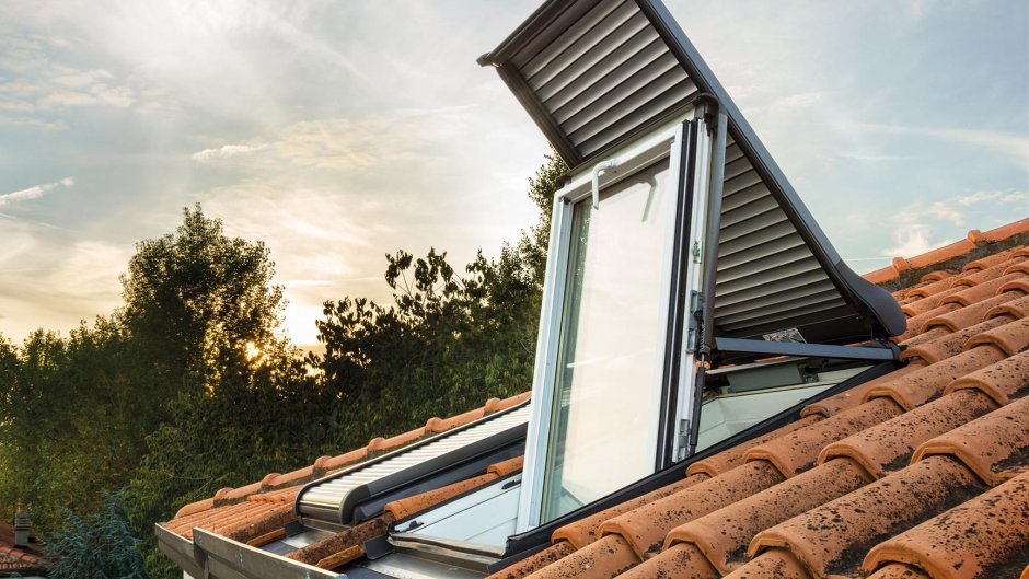 Мансардное окно Rehau 700x1750