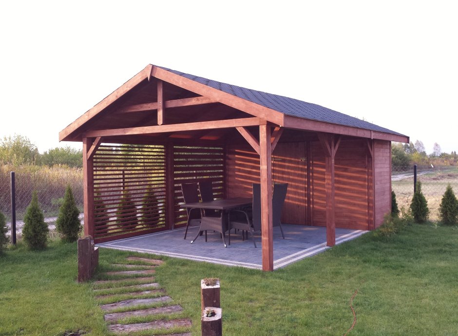 Баня с беседкой под односкатной крышей