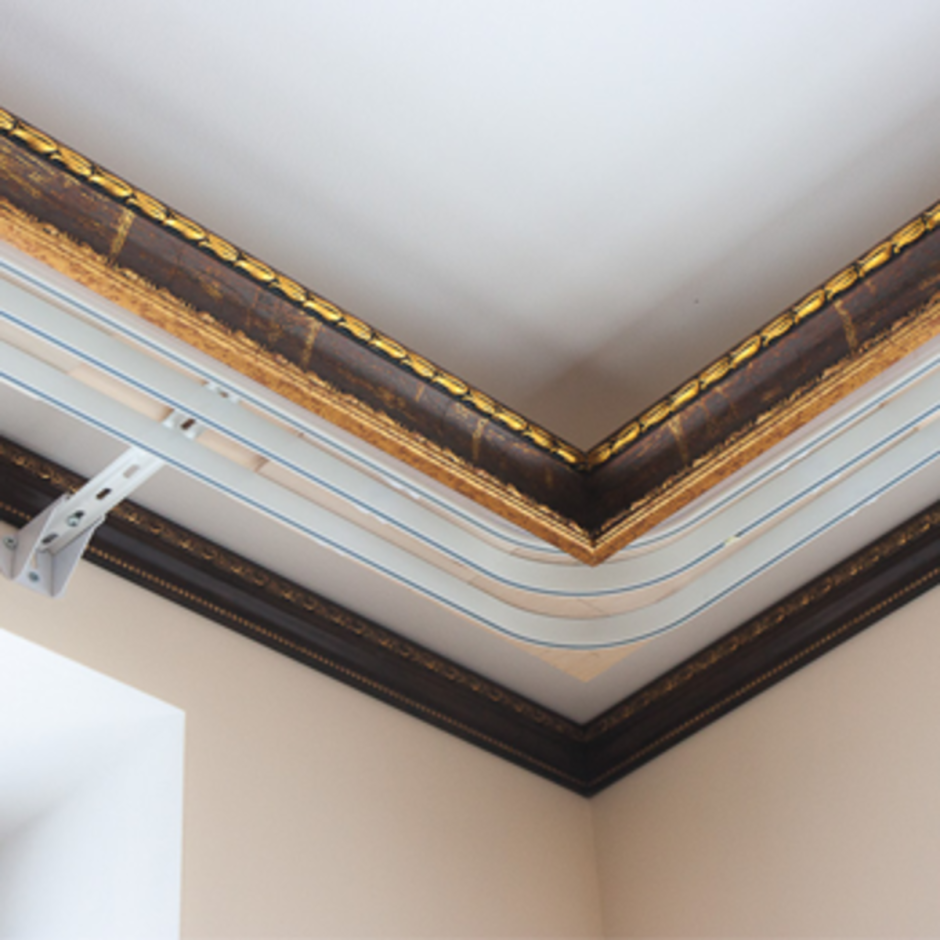 Карниз багетный потолочный