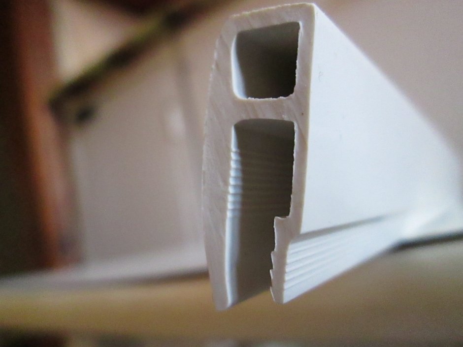 Теневой профиль для натяжных потолков штапик