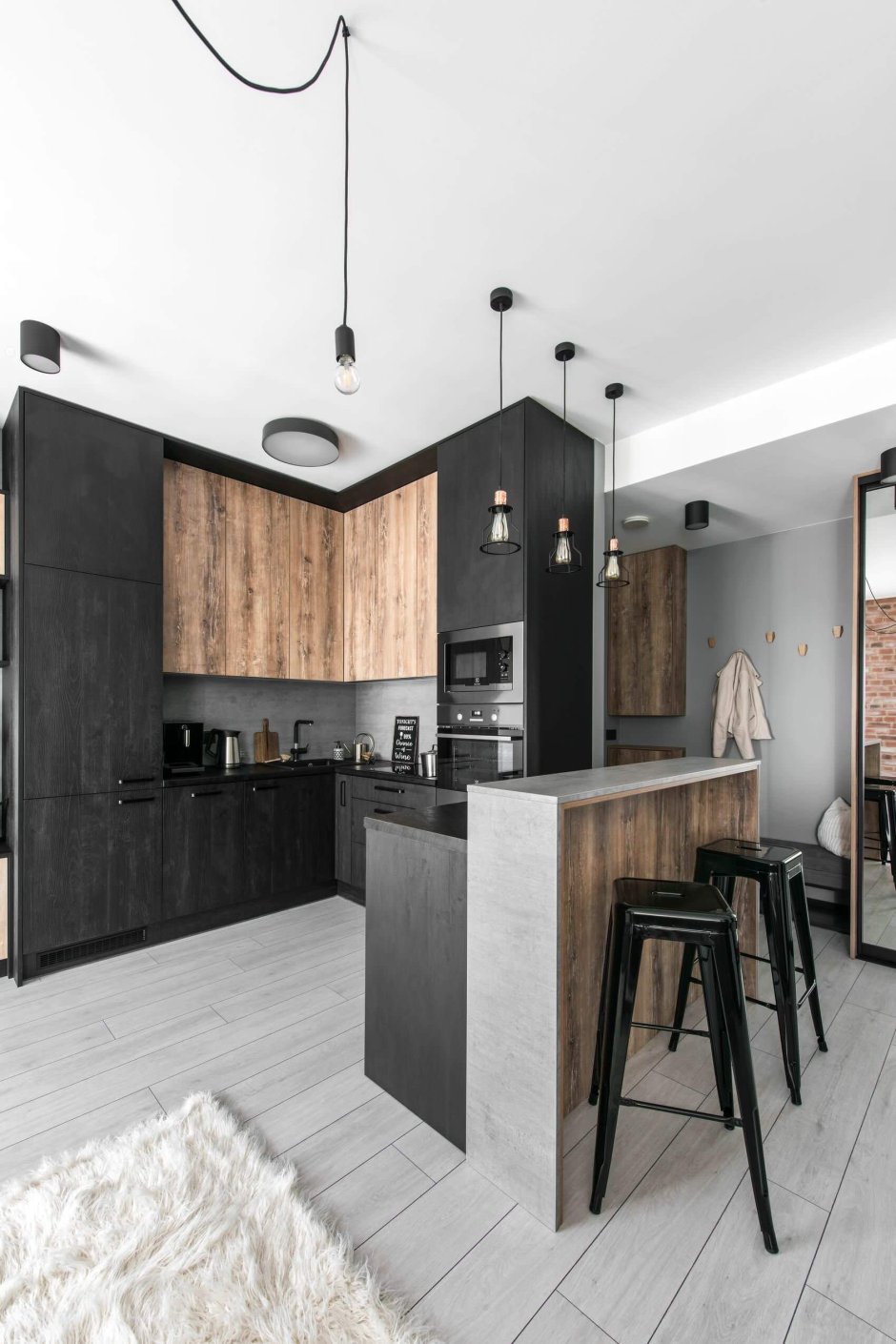 Серая кухня лофт