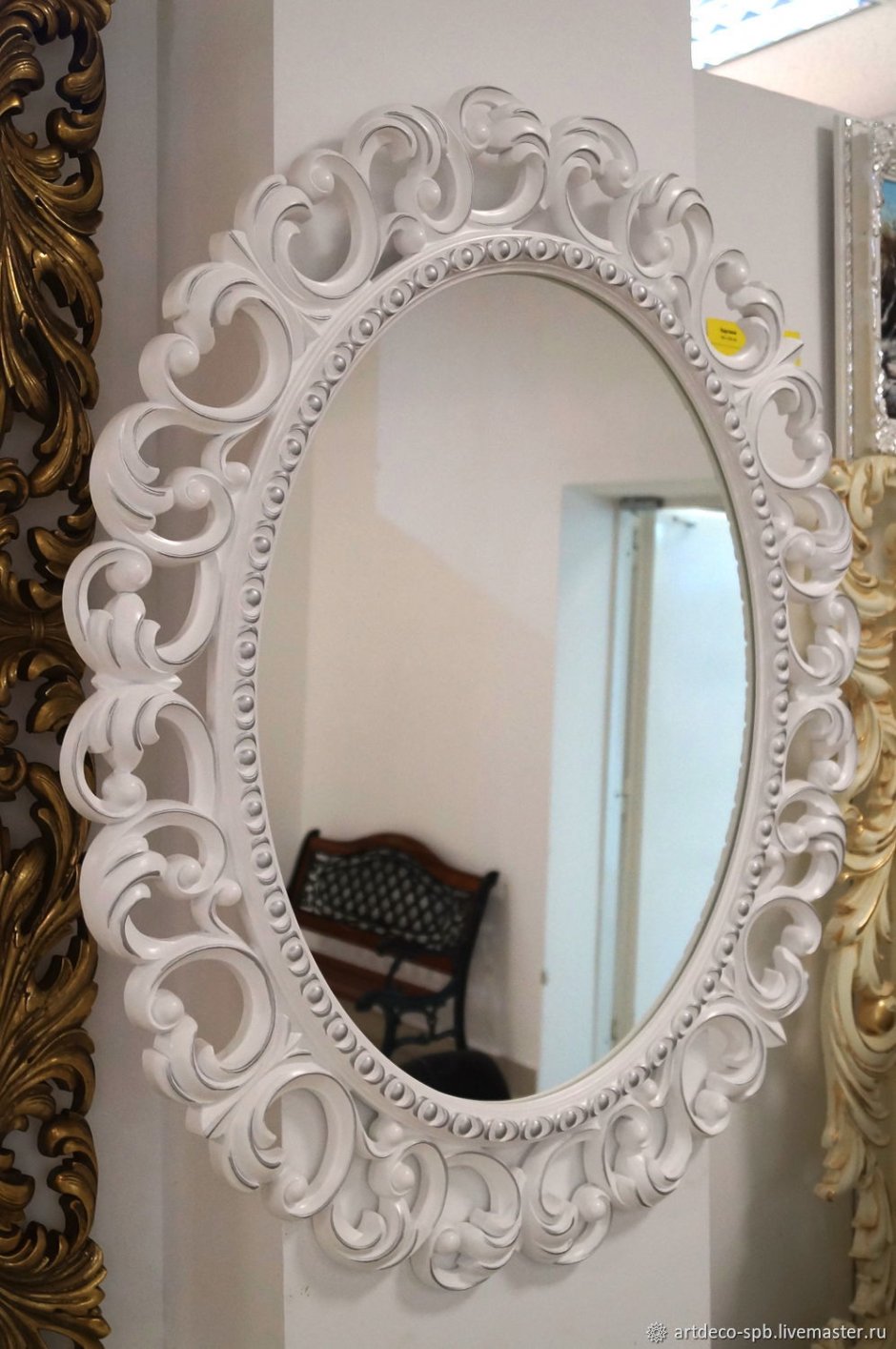 Резная рама для зеркала