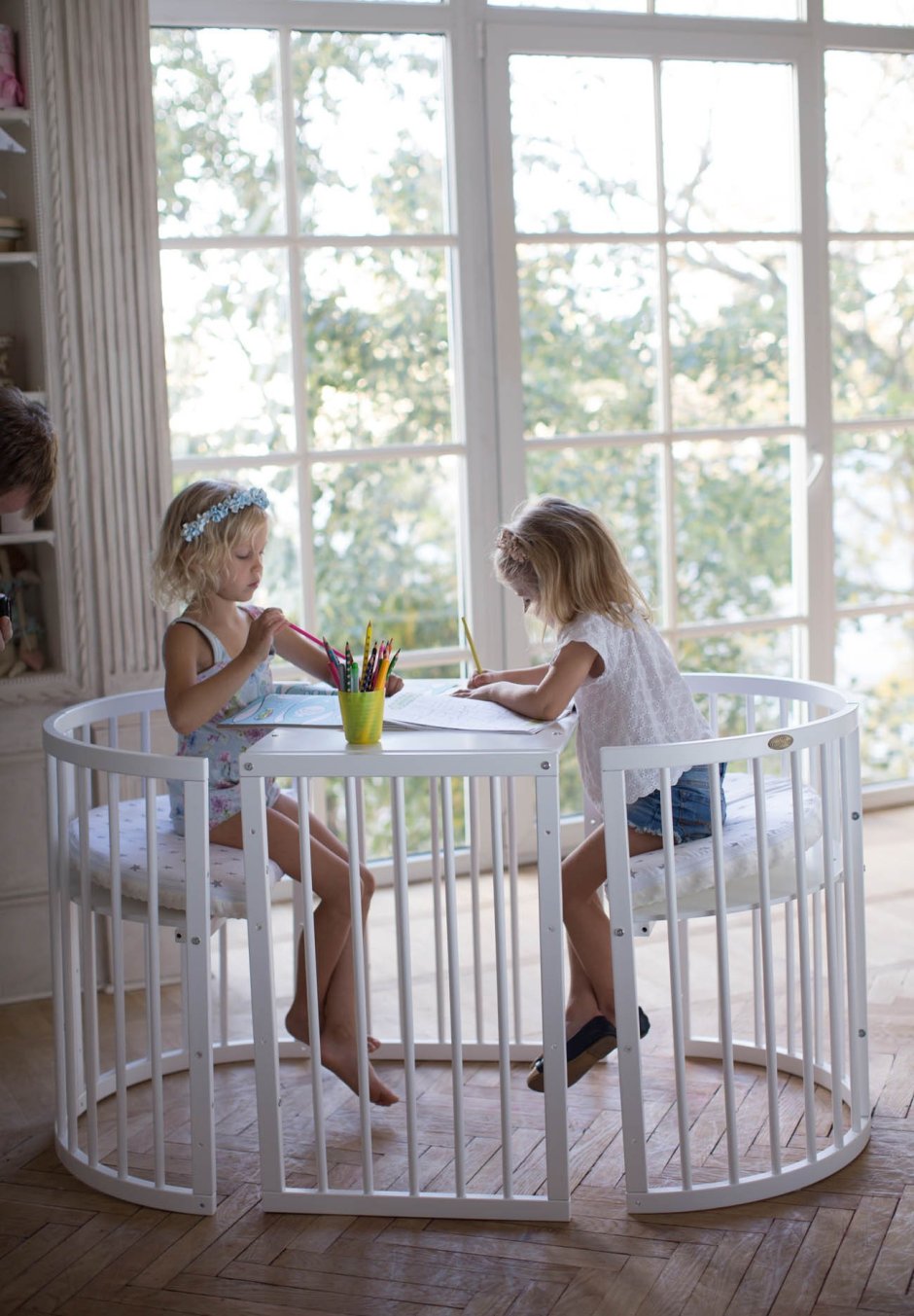 Кроватка детская bambini овальная м 01.10.14 белый