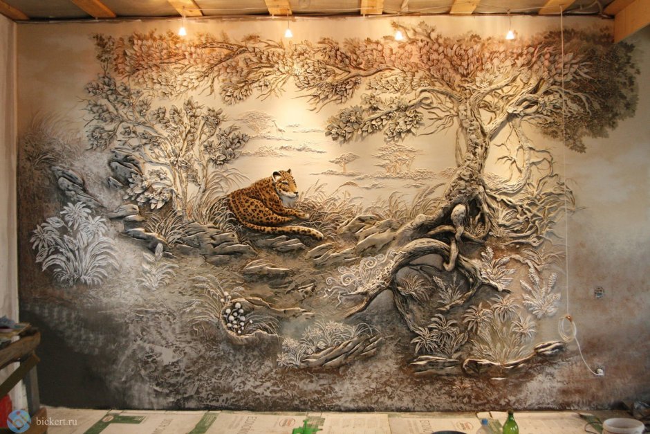 Декоративный барельеф