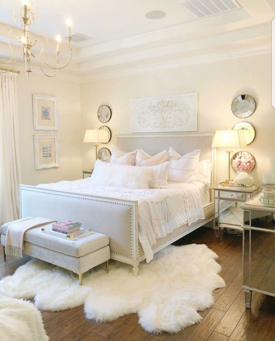 Спальня в постельных тогах