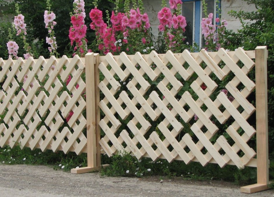 Декоративный забор из дерева