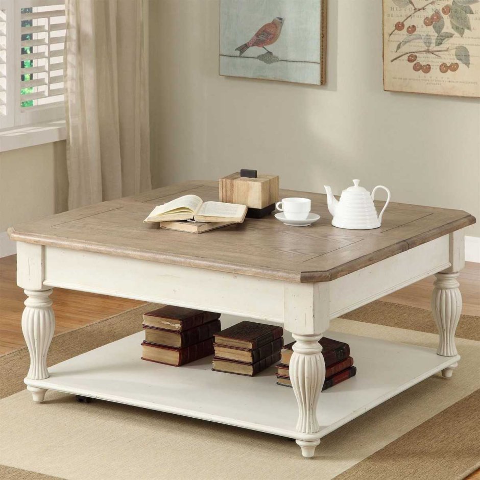 Журнальный столик двухцветный