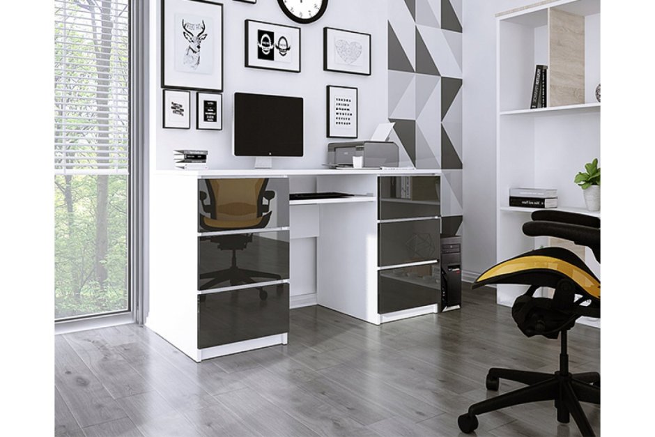 Письменный стол для подростка