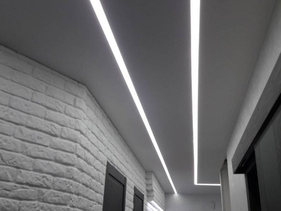 Потолок с подсветкой