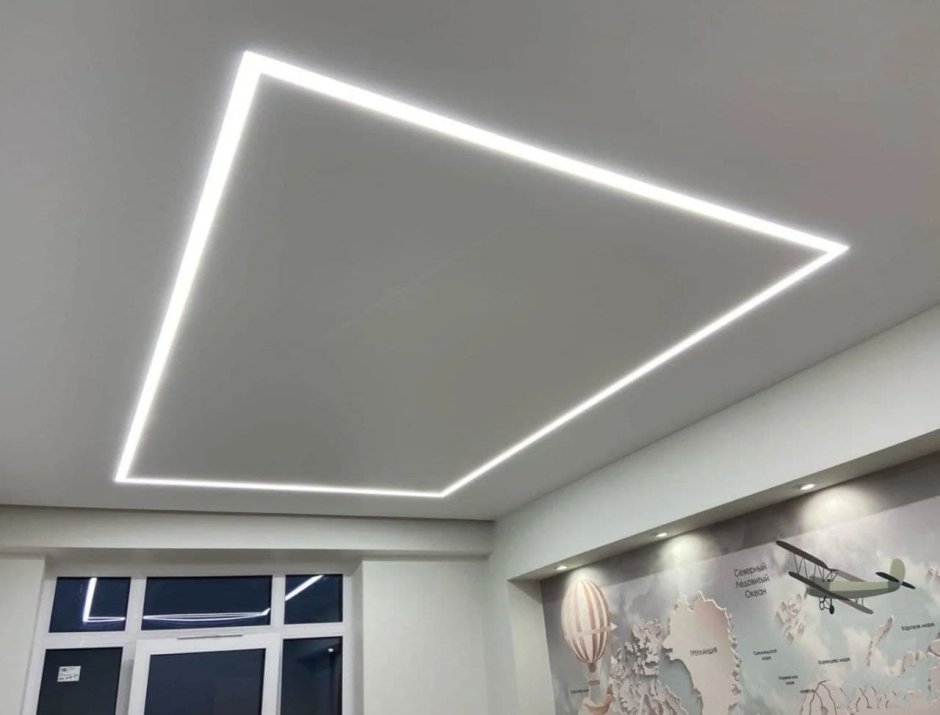 Контурная подсветка потолка