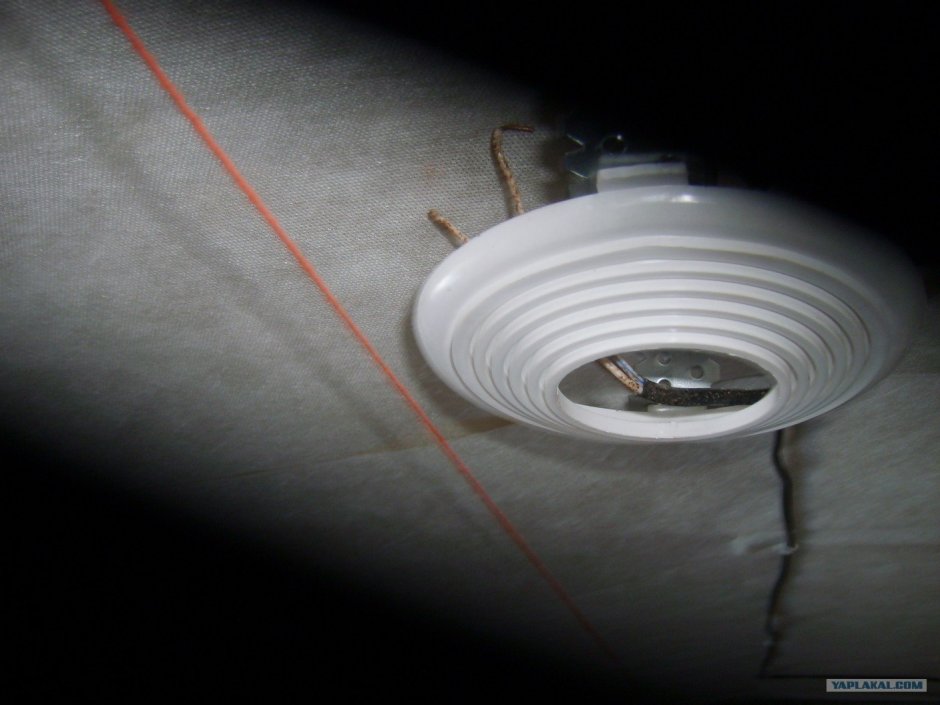 Площадка под точечный светильник для натяжных потолков