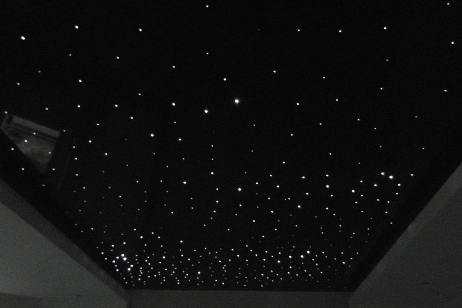Звездное небо натяжной потолок глянцевый