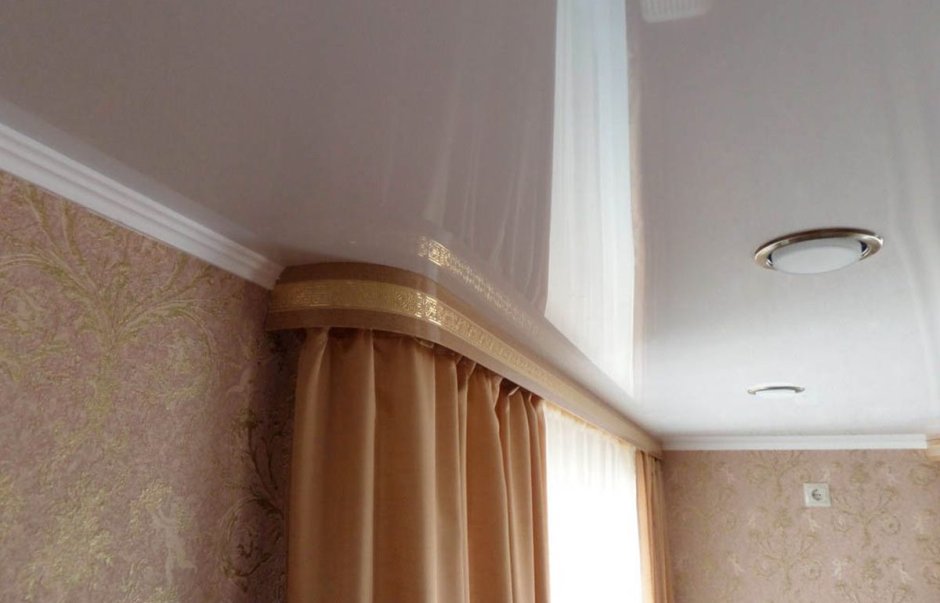 Гардины под натяжной потолок