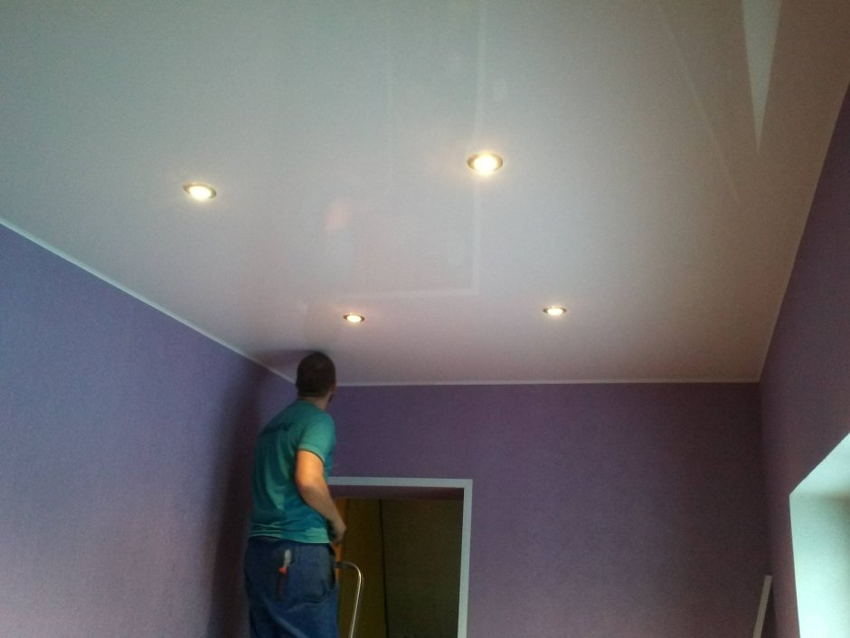 Обычный потолок