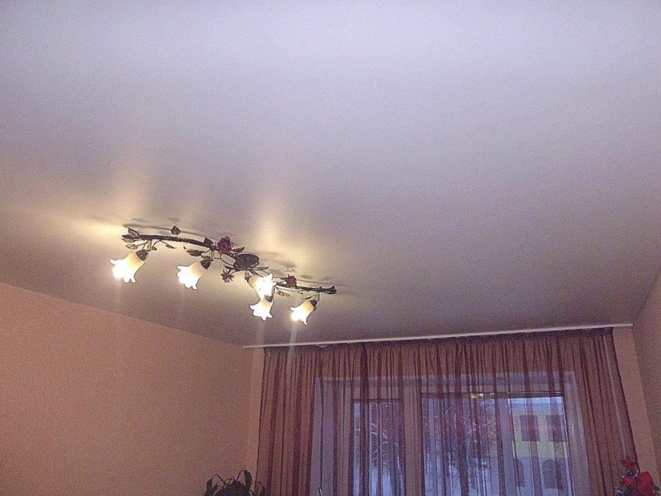 Натяжные потолки обычные