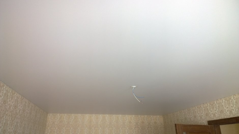 Матовый натяжной потолок