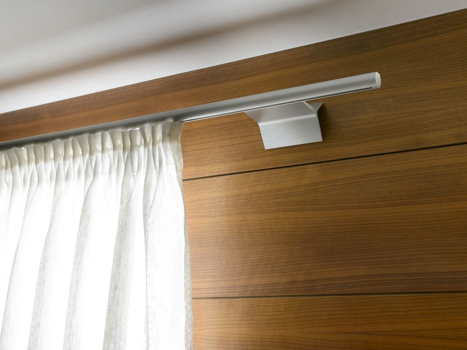 Профильные карнизы для штор настенные