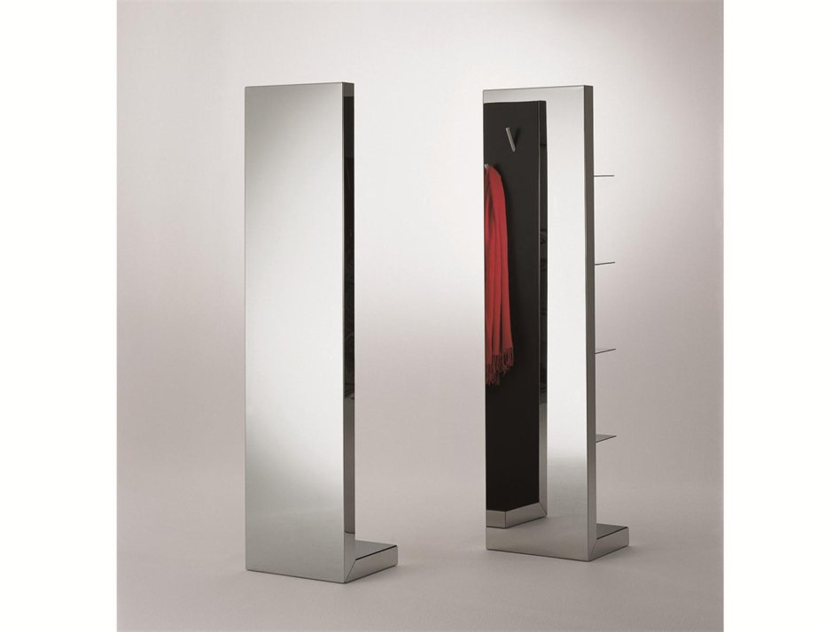 Зеркало с вешалкой напольное