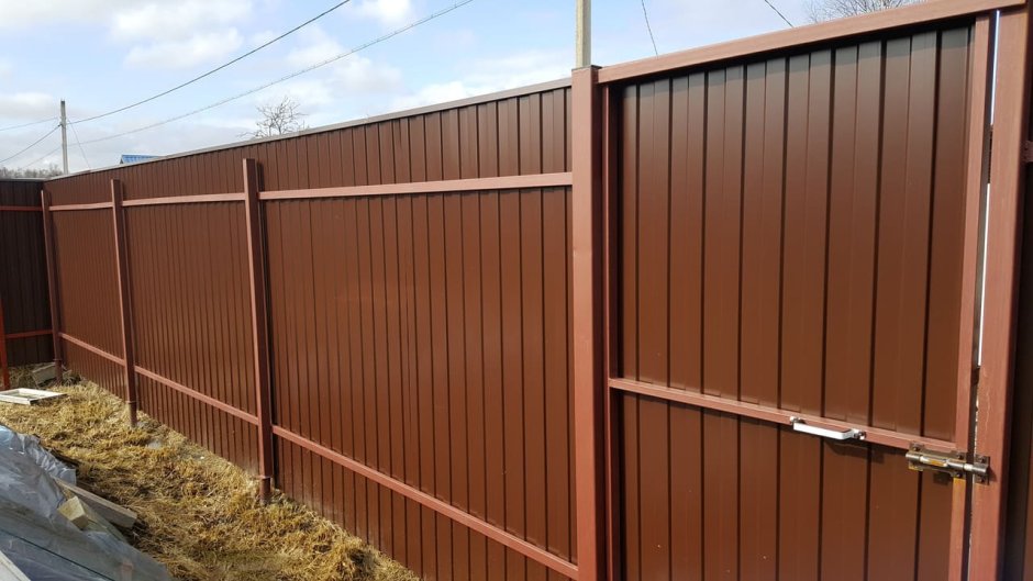 Забор из профнастила