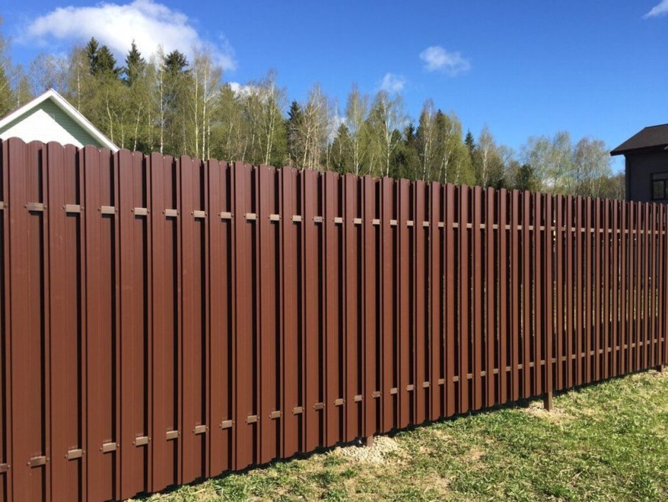 Забор из евроштакетника 1.20