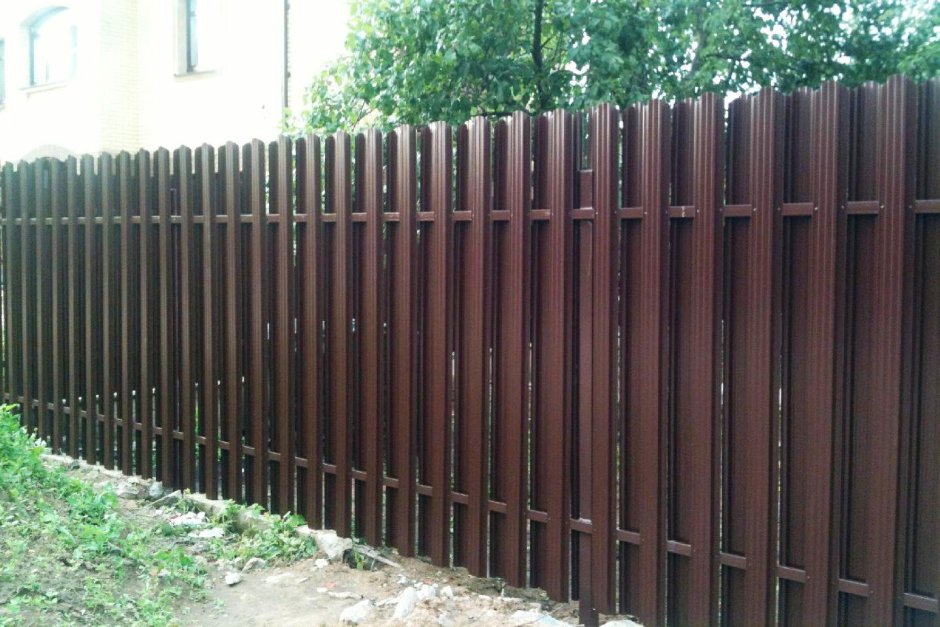 Забор евроштакетник шахматка