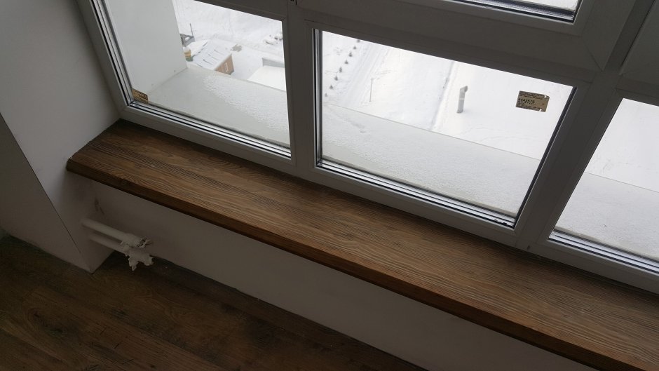 Подоконник дерево