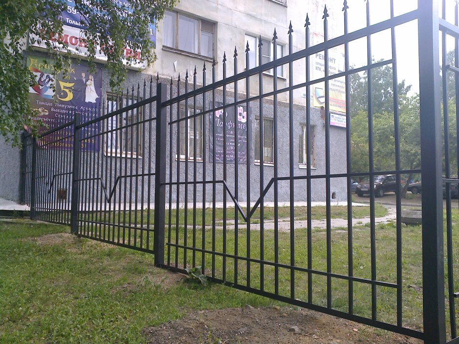 Забор металлический сварной