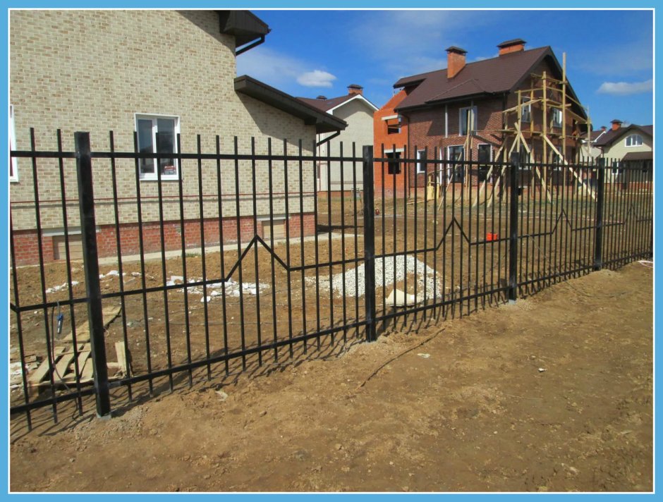 Забор из профилированной трубы