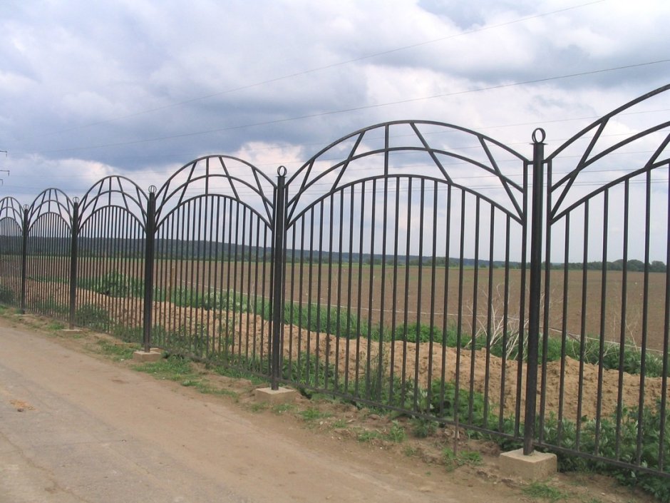 Железный забор