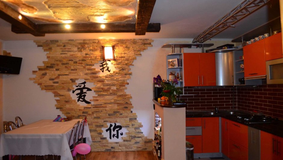 Декоративный камень для кухни на стену