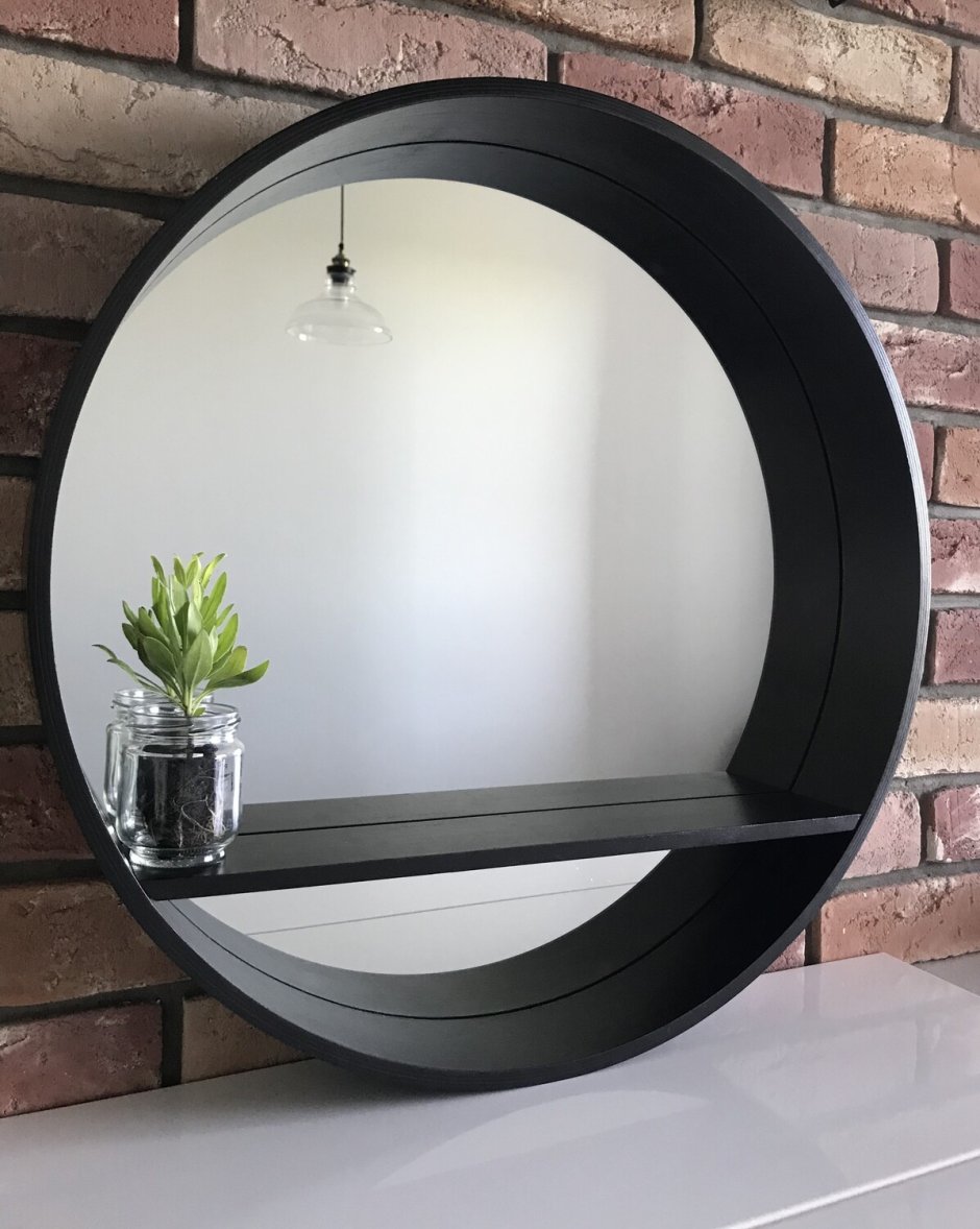 Круглое зеркало с полкой