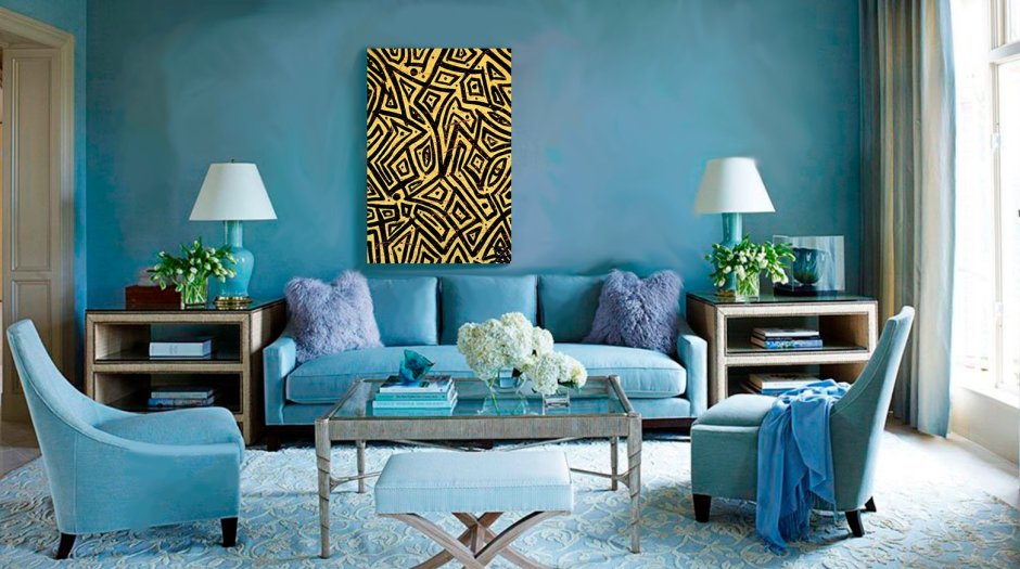 Голубой цвет стен в гостиной
