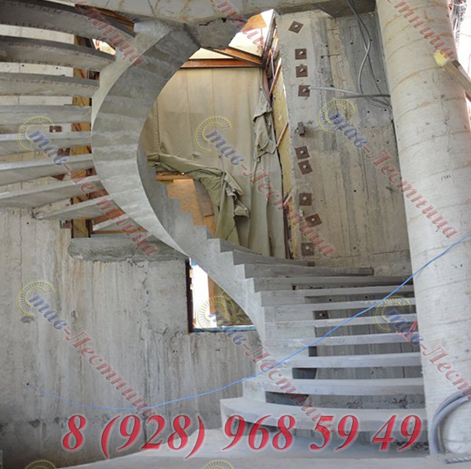 Монолитная лестница 380ммх150мм