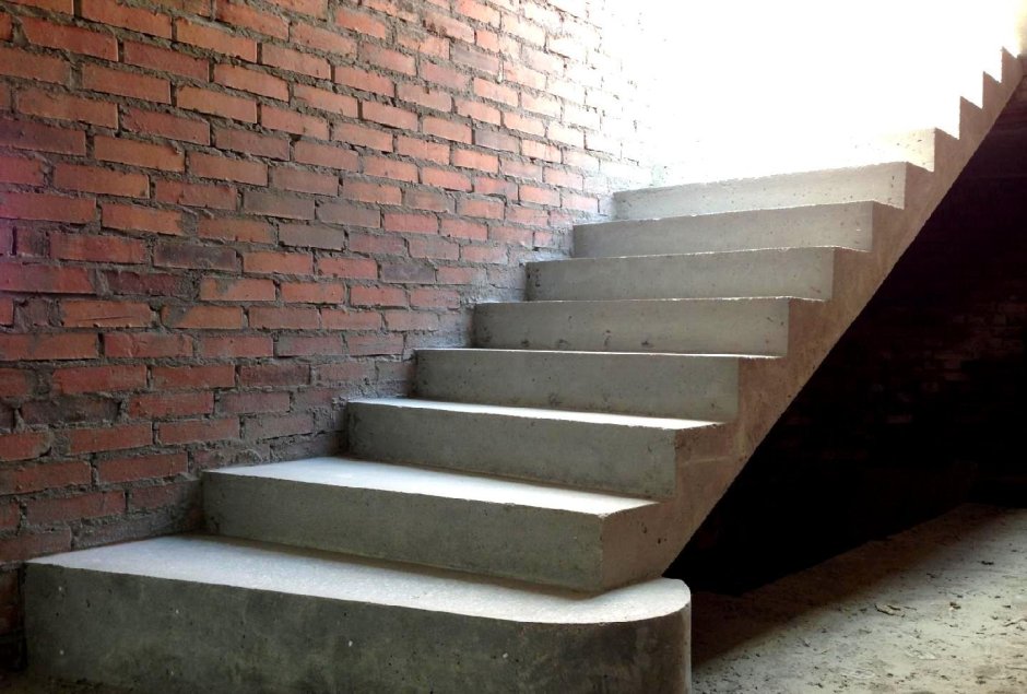 Монолитная лестница