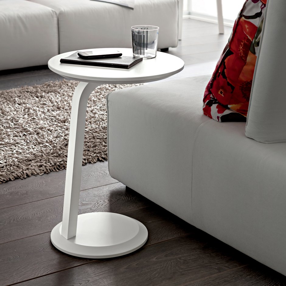 Приставной столик Soho