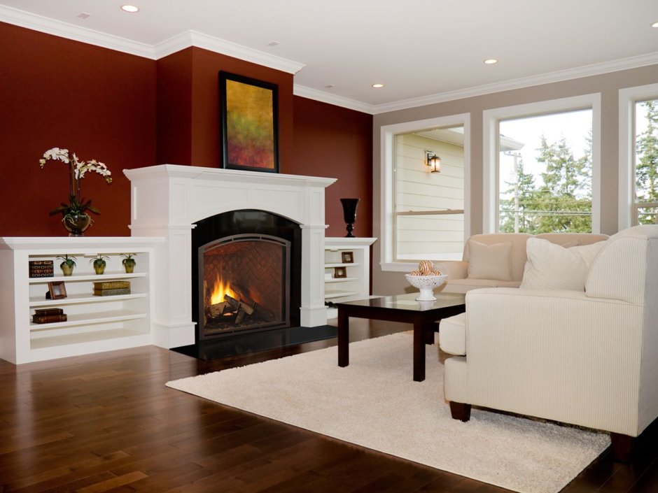 Камин бело коричневый