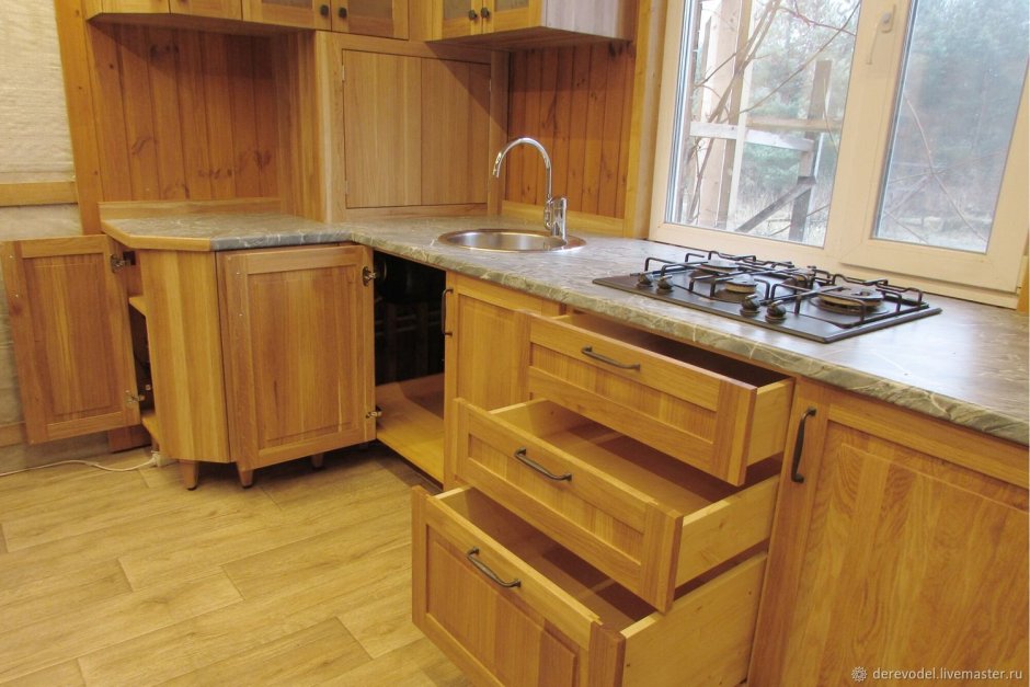Кухня СКАЙДА 1 из массива сосны