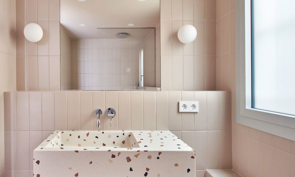 Укладка плитки вертикально в ванной