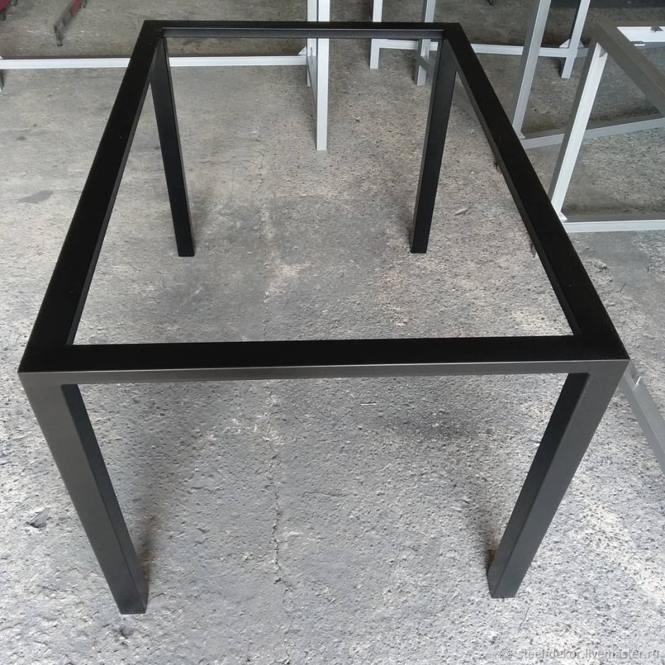 Подстолье из профильной трубы 20 на 20