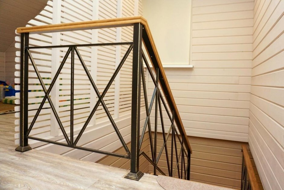 Поручень из профильной трубы 40х20