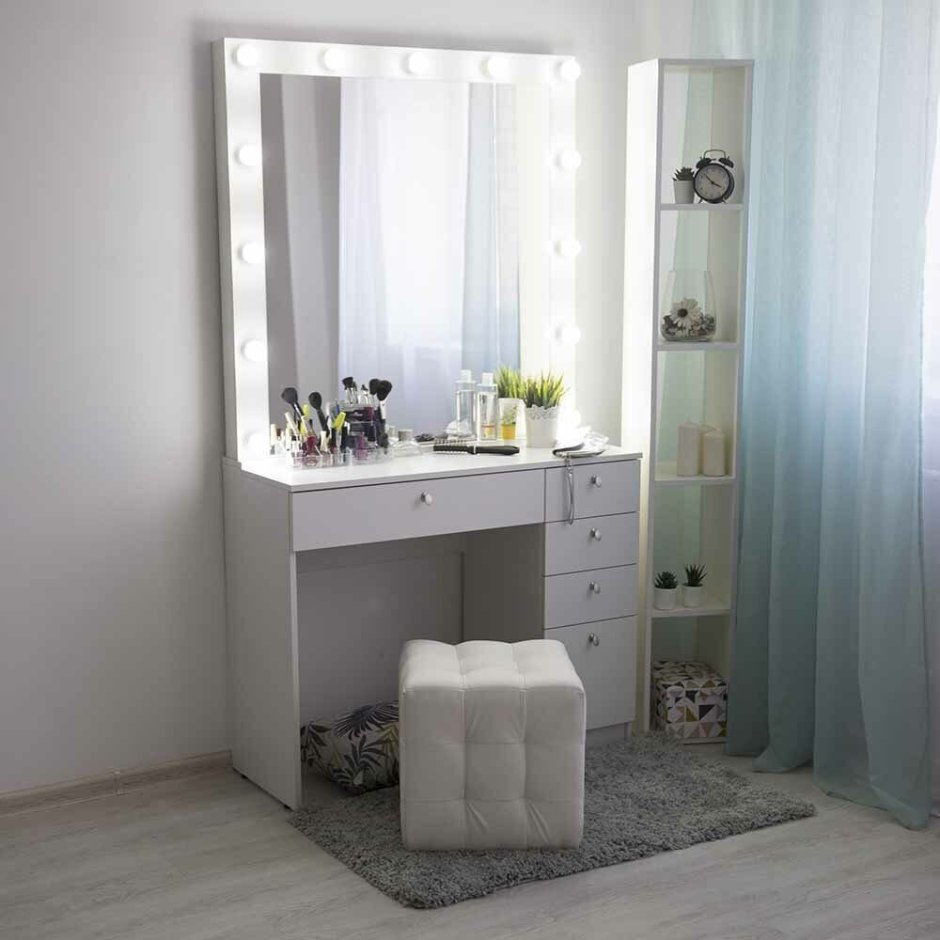 Гримерный столик 1000/450*750