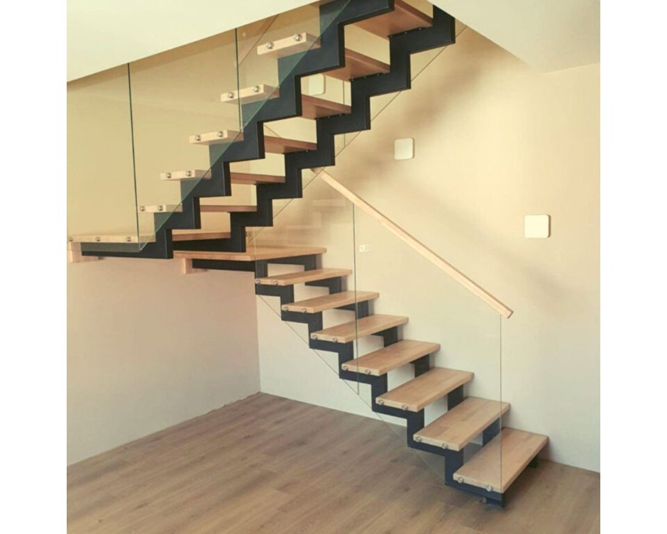 Ступени на косоурах